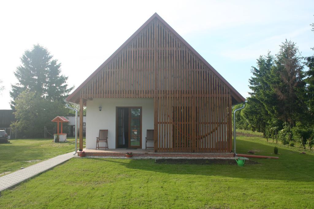Malomko Apartman Zsira Екстериор снимка