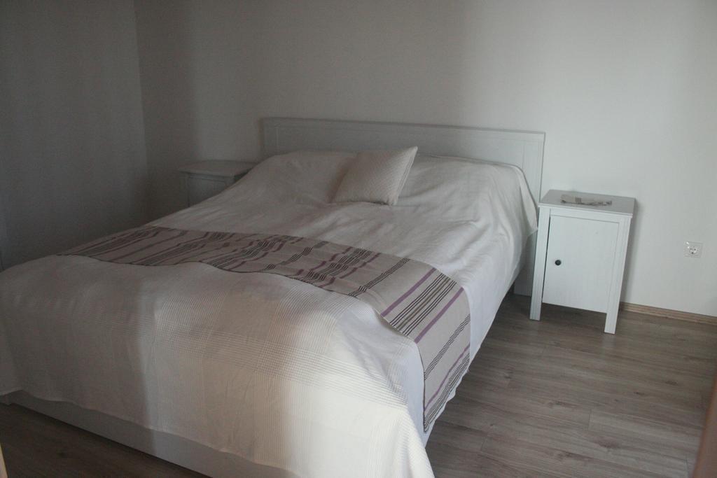 Malomko Apartman Zsira Екстериор снимка