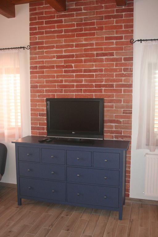 Malomko Apartman Zsira Екстериор снимка