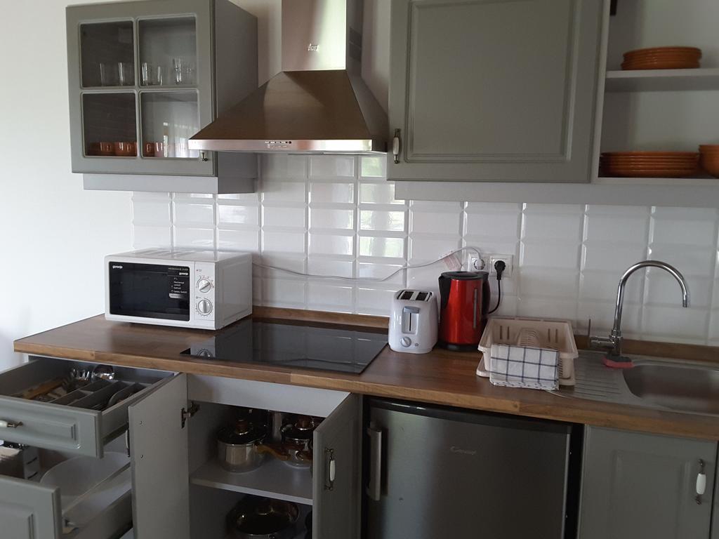 Malomko Apartman Zsira Екстериор снимка